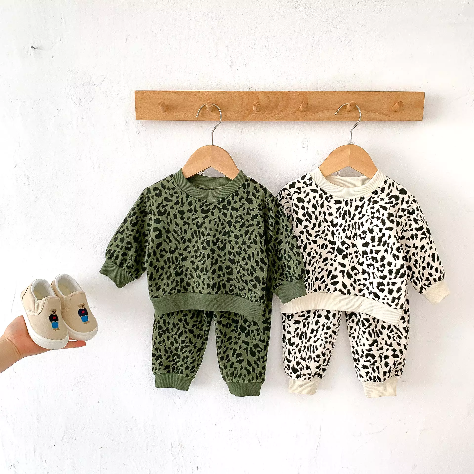 2 Pieces Set Baby Kid Girls Leopard Print Tops And Pants Wholesale 23101910