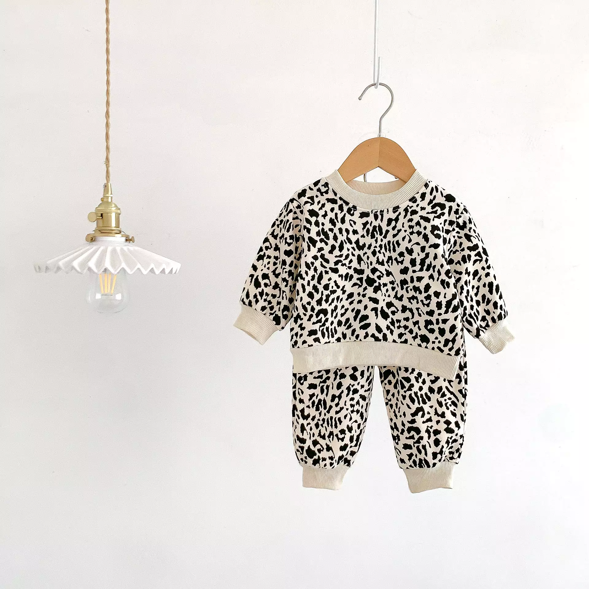 2 Pieces Set Baby Kid Girls Leopard Print Tops And Pants Wholesale 23101910