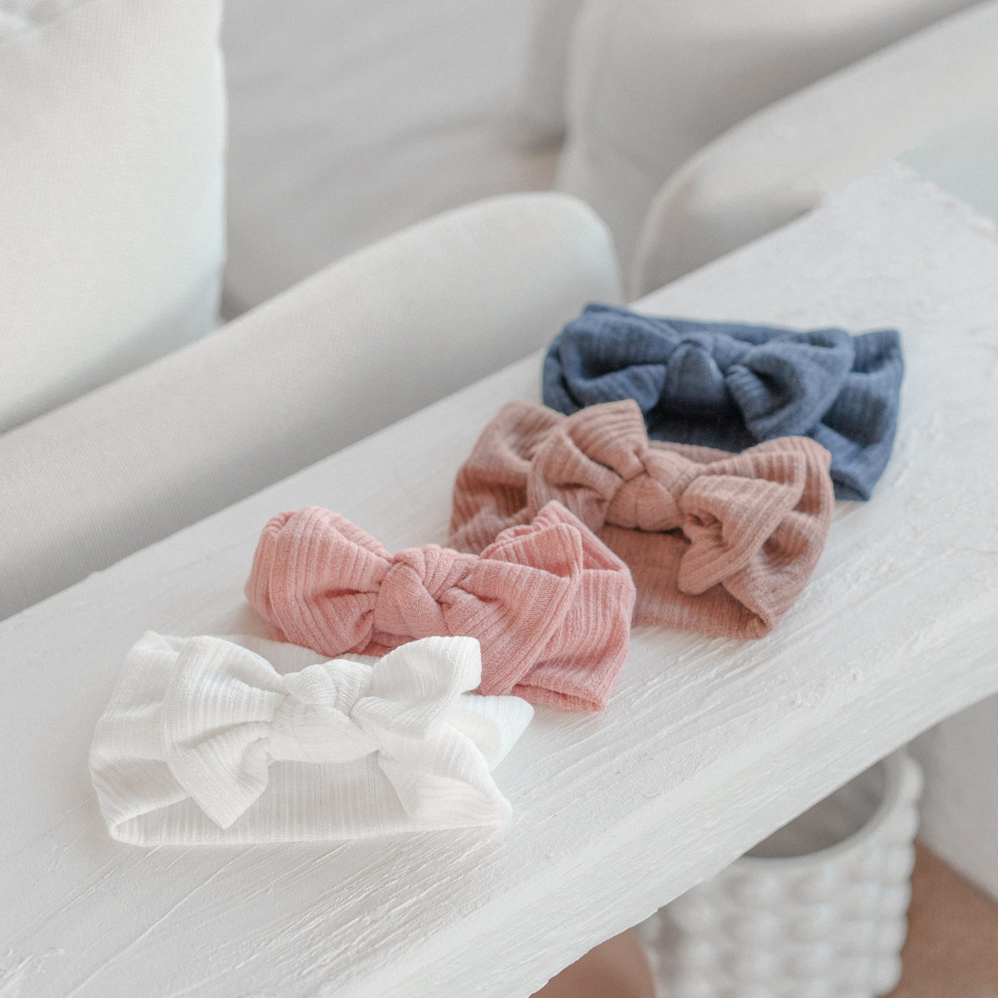 Baby Light Knit Single Soft Bow Knot Headband — Chocolate