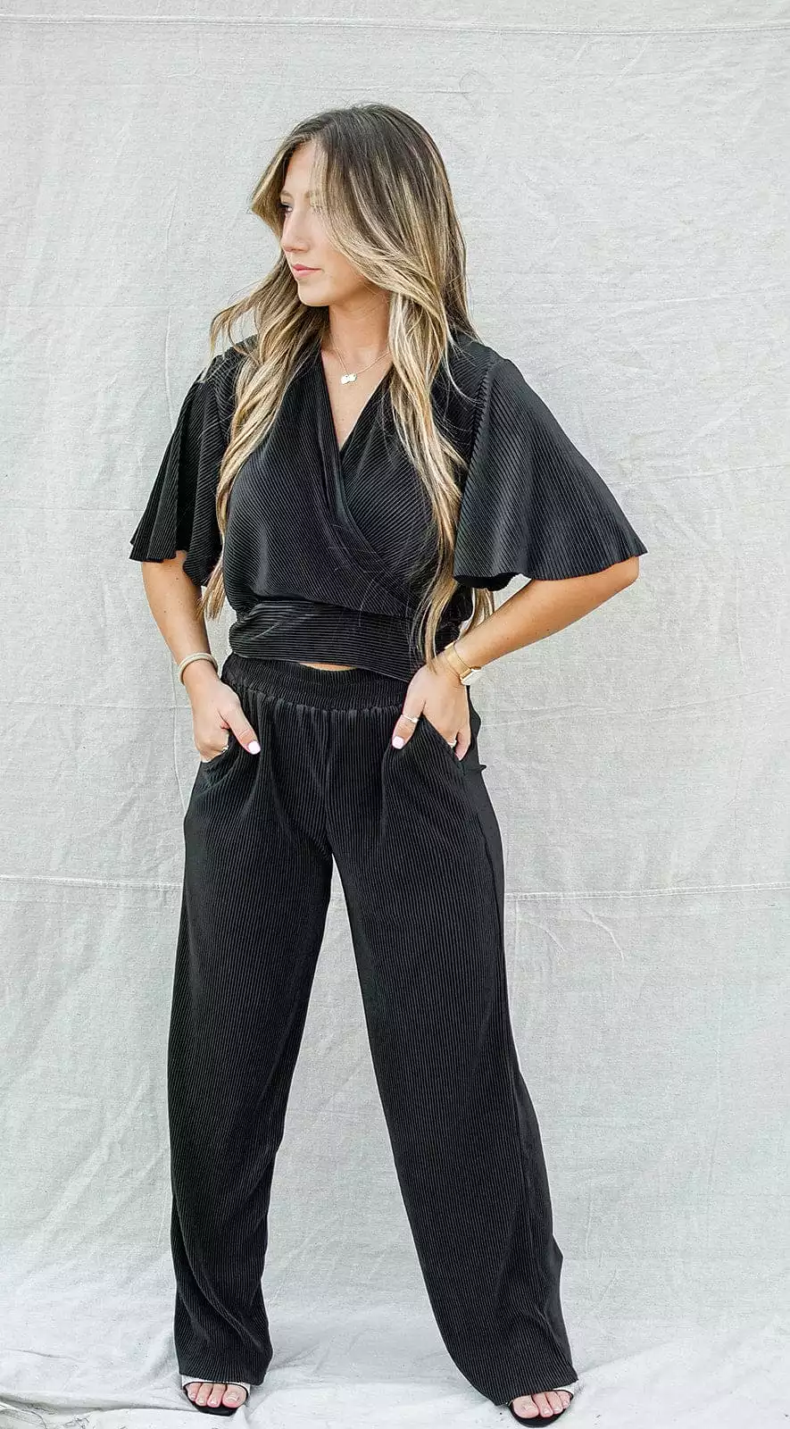 Black Pleated Set Wrap Top