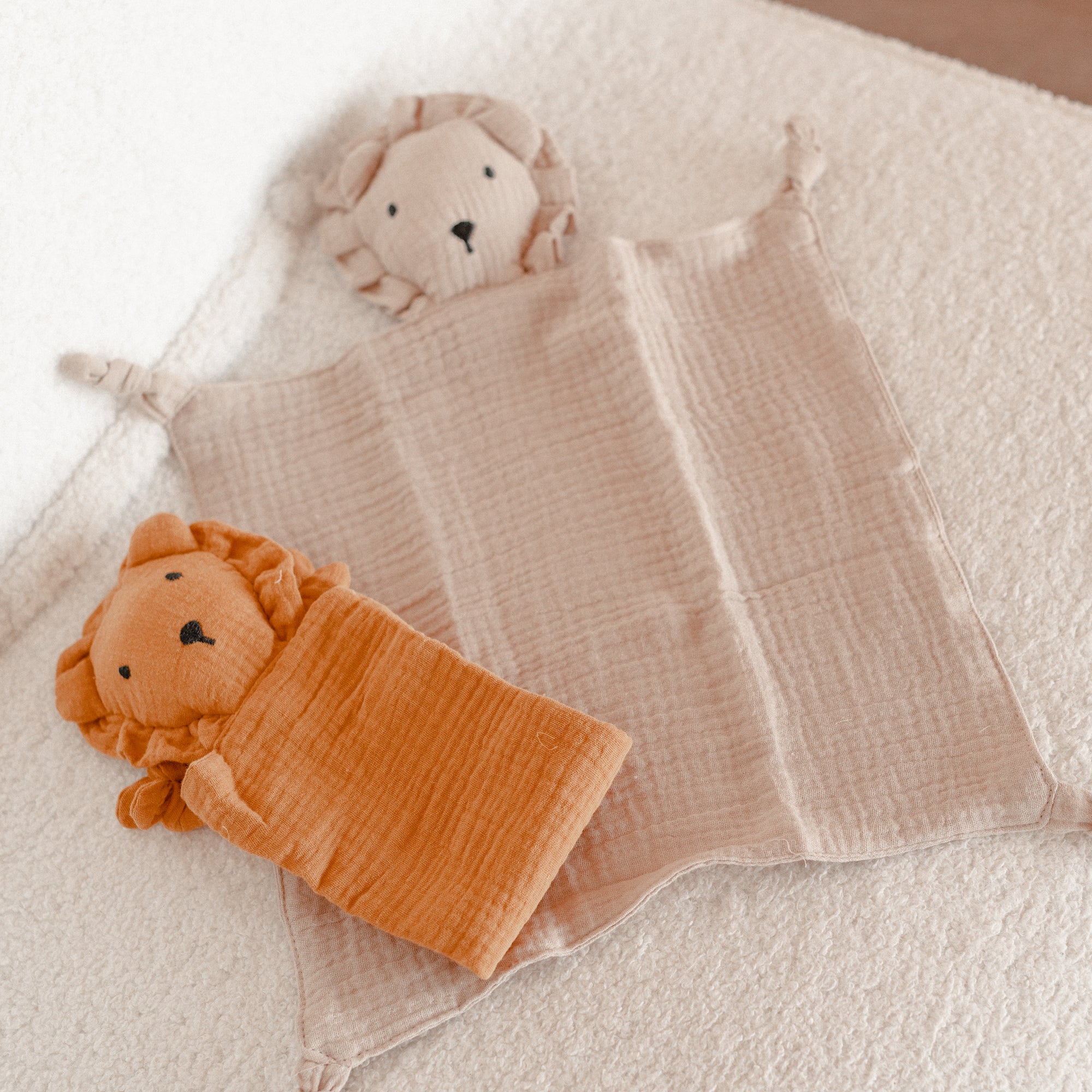 Cotton Baby Comforter Leo The Lion — Latte