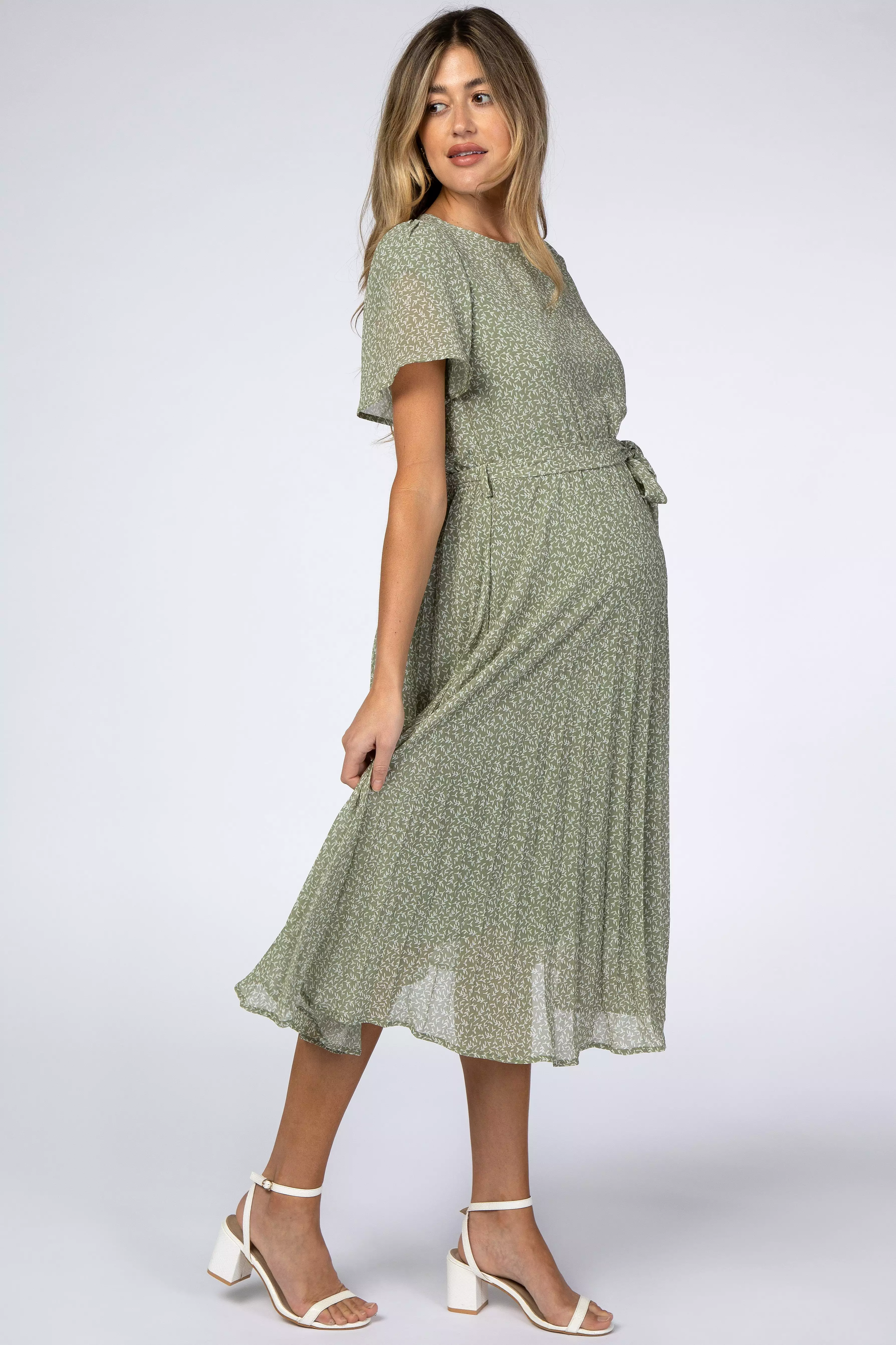 Light Olive Leaf Print Pleated Maternity Midi Dress